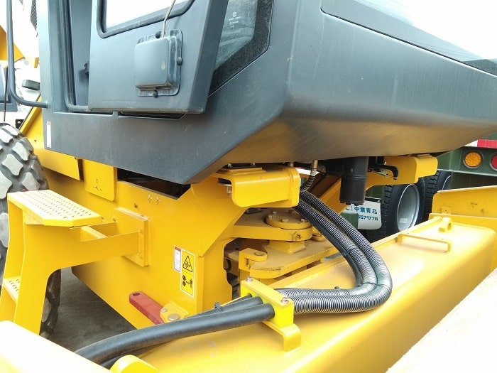 Xe lu rung LiuGong CLG6114 - SP bán chạy nhất ! Xe lu rung LiuGong CLG6114 - SP bán chạy nhất !