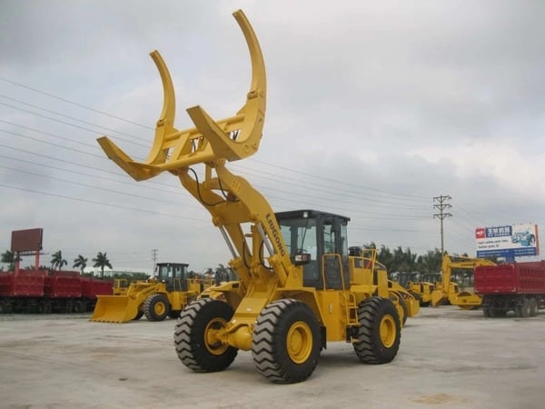 Máy xúc lật gắp gỗ ZL50CN sức nâng 5 tấn Máy xúc lật gắp gỗ ZL50CN sức nâng 5 tấn